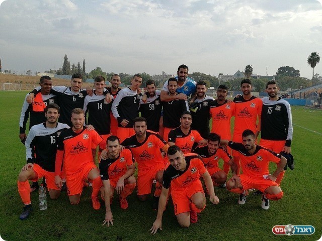 שחקני נס ציונה בסיום (אביחי דלאל)